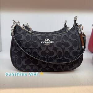 NWT Coach Teri Shoulder Bag In Signature Denim CDE43 Silver/Black
